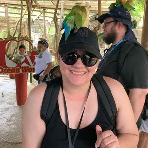 Meet your Posher, Gina